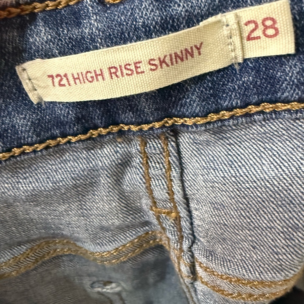 Women’s Levi's Blue Distressed High Waisted Skinny Jeans Size 28W 30L - Picture 5 of 7